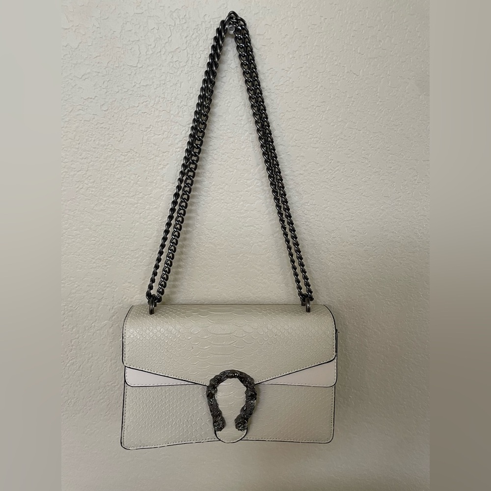 Mid size shoulder bag